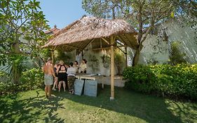 Lembongan Beach Club & Resort